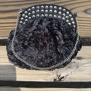 VTG Betsey Johnson Studded Black Roses Handbag Y2K Whimsygoth Goth Witchy Chain